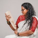 നിറം പടര്‍ത്തിയ കല്‍പ്പടവുകള്‍