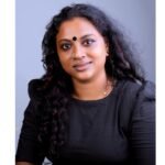 ഓപ്പോള്‍; വേരുകളിലേക്കൊരു മടക്കയാത്രയുമായി വിജയം കൊയ്ത് അരുന്ധതി